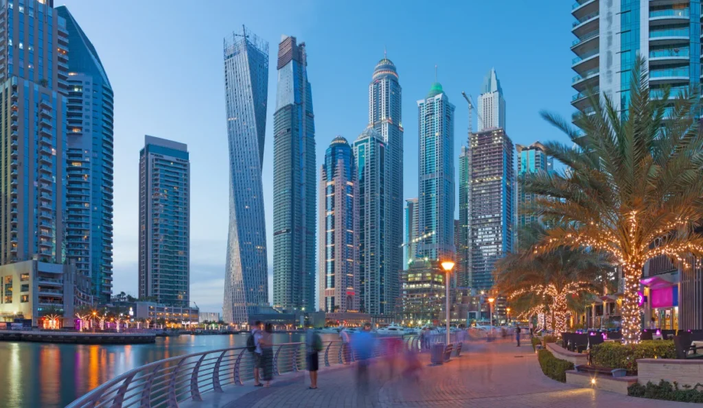 Discovering Dubai’s Premier Waterfront Communities